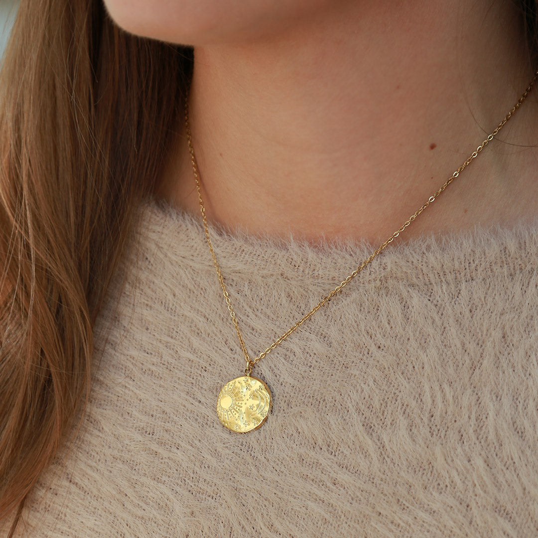 Gouden ketting sun and stars