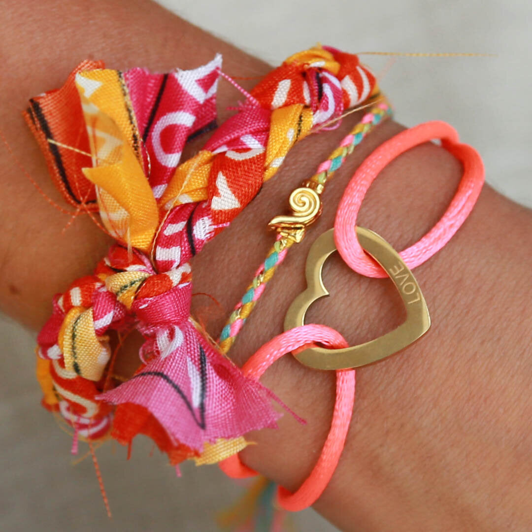 Bracelet wavy pink