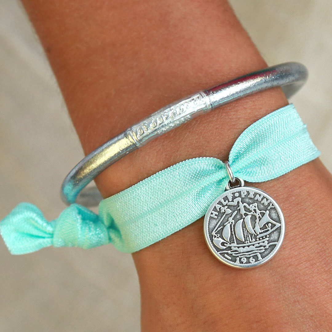 Ibiza bracelet baby blue coin silver